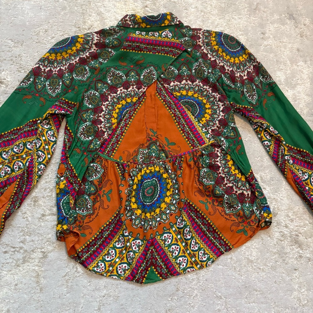 Farm Rio Women’s Colourful Mandel Patterned Button Down Open Back Top Size Small - Picture 12 of 16